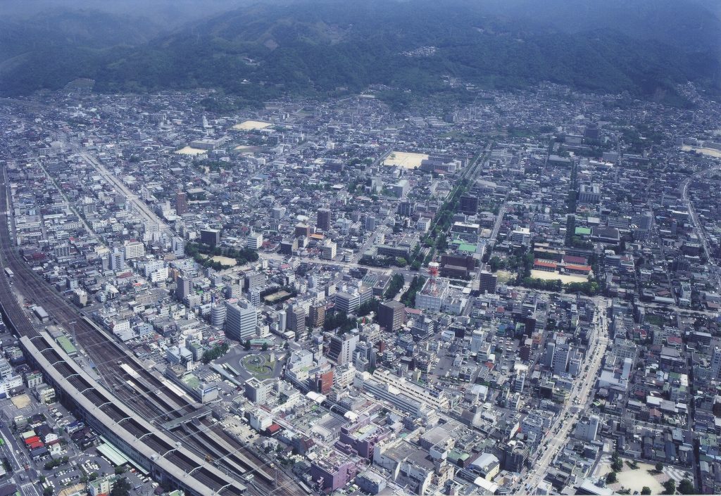 空から見た周南市街地の様子